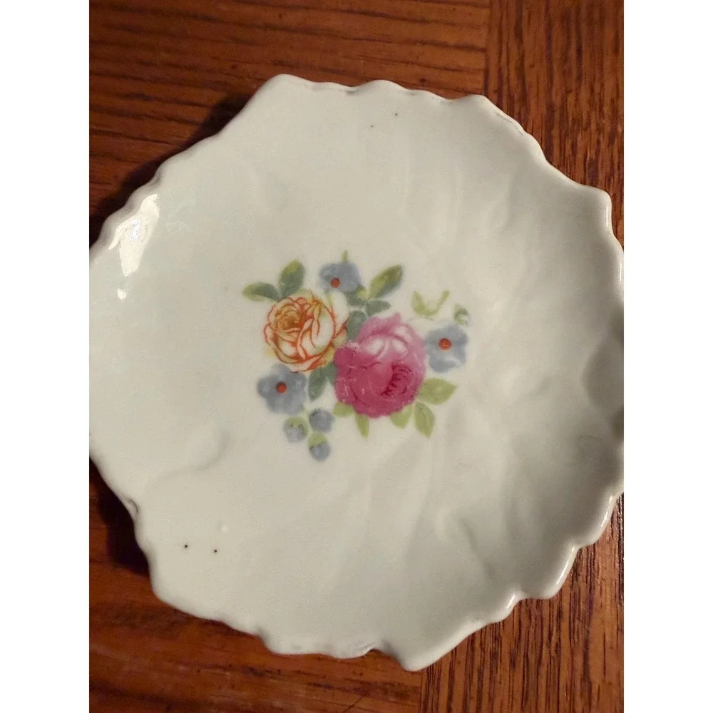 Set of 2 Hand Painted Japan Floral Trinket Dishes – Scalloped Jewelry Trays‎